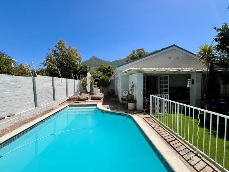 3 Bedroom Property for Sale in Hout Bay Western Cape